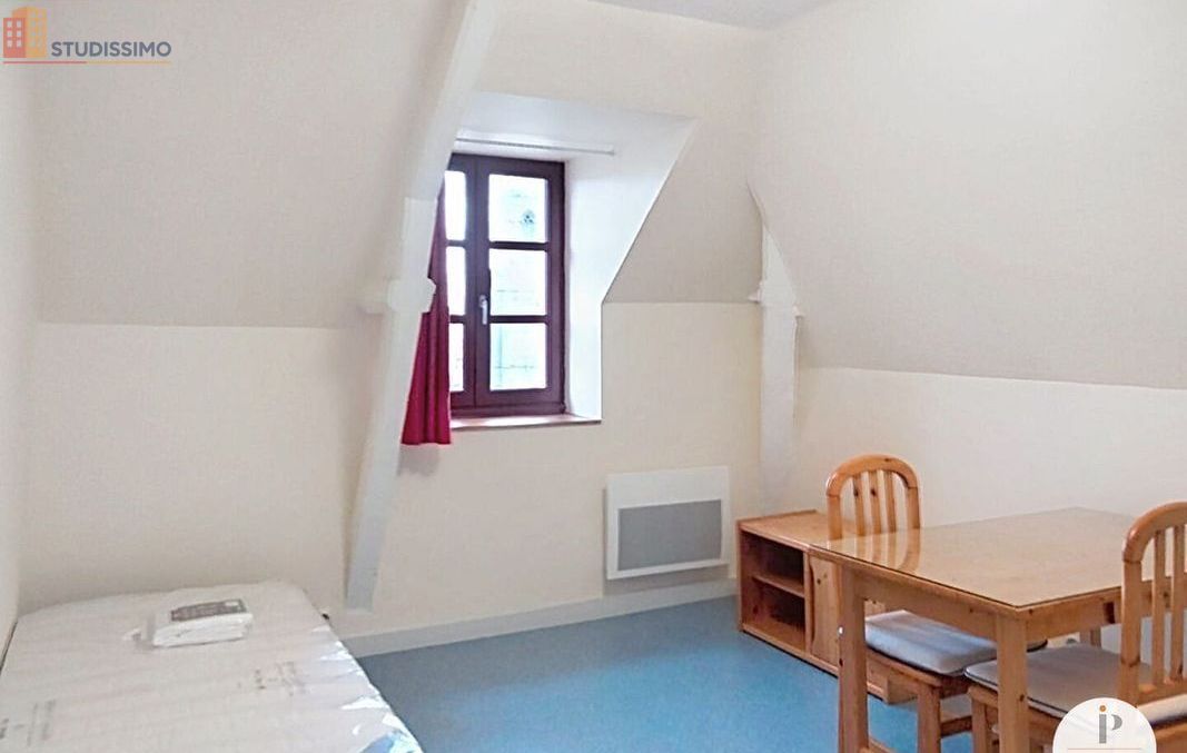 Studio meublé 18m² Redon - Lumineux, dernier étage - Photo 11