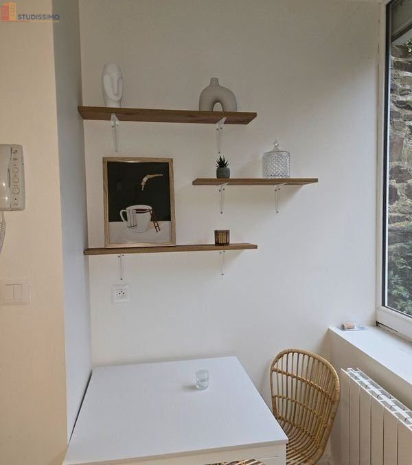 Studio meublé 18m² Fougères - Meublé, calme - Photo 4