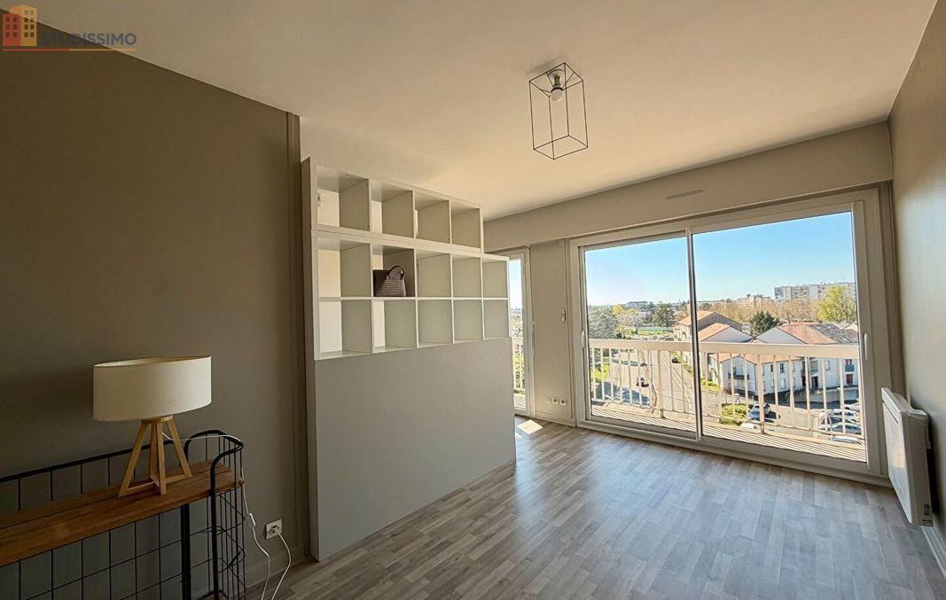 Studio 42m² Châteauroux - Lumineux, 5e étage - Photo 4