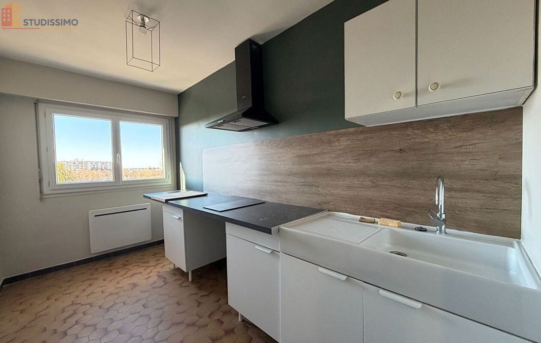 Studio 42m² Châteauroux - Lumineux, 5e étage - Photo 2