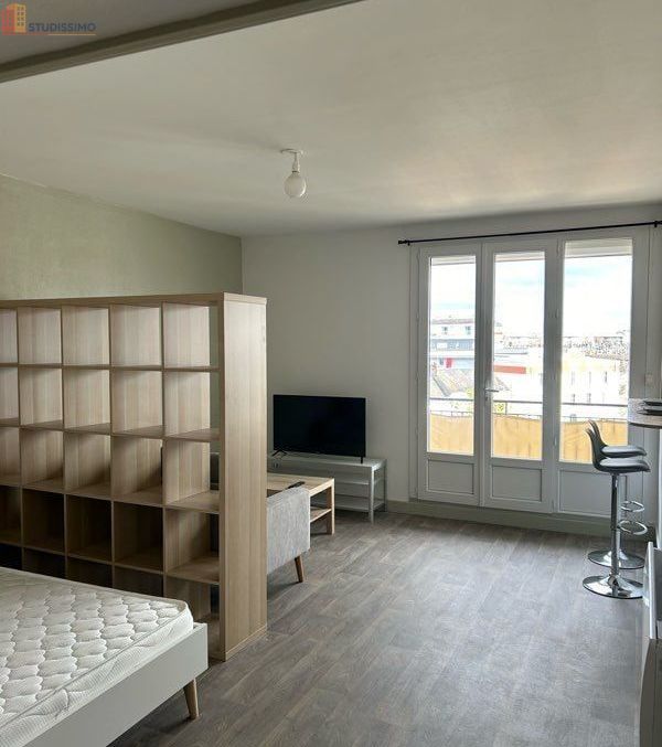 Studio meublé 35m² Châteauroux - Balcon, lumineux - Photo 2