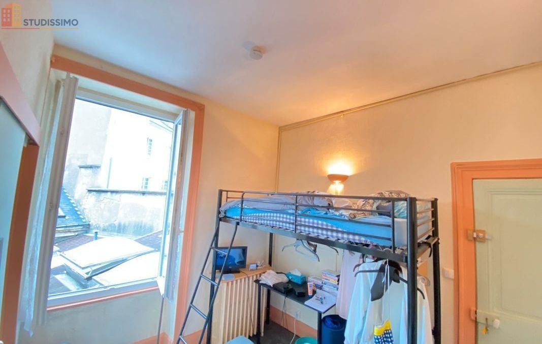 Studio meublé 12m² Châteauroux centre - Meublé, 1er étage - Photo 2