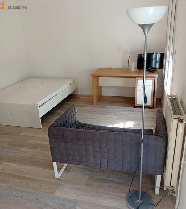 Studio meublé 27m² Rennes centre - Proche centre, parking - Photo 2