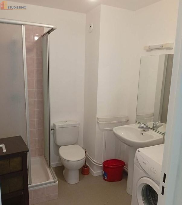 Studio meublé 27m² Rennes centre - Proche centre, parking - Photo 1