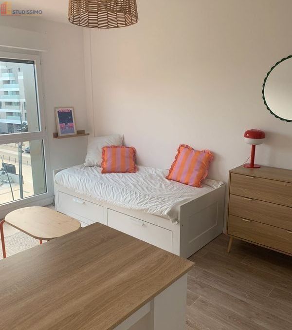 Studio meublé 23m² Rennes 35700 - Moderne, charmant - Photo 8