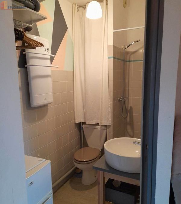 Studio meublé 15m² Rennes 35000 - Meublé, rue de Châteaugiron - Photo 1