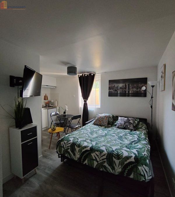 Studio meublé 20m² Châteaubourg - Meublé, centre-ville - Photo 2