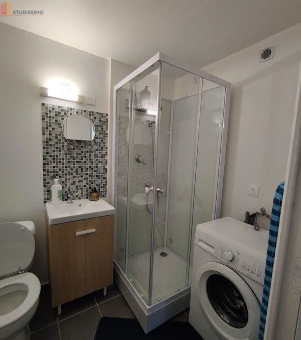 Studio meublé 20m² Châteaubourg - Meublé, centre-ville - Photo 1
