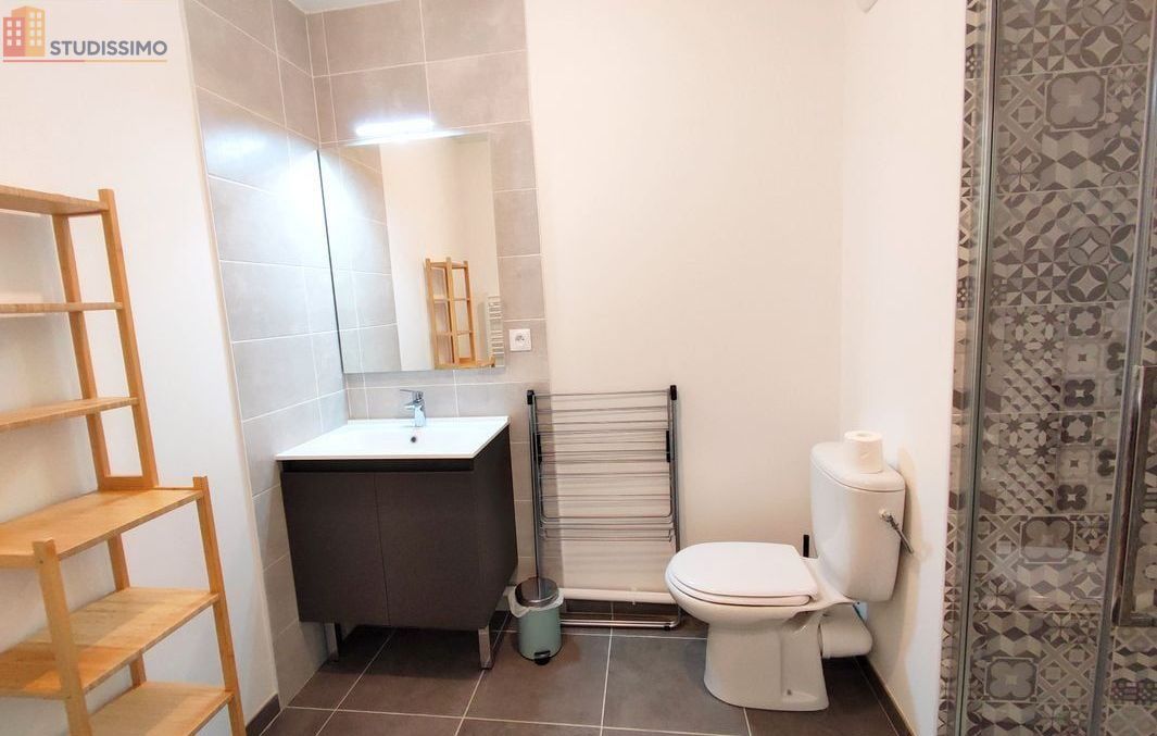 Studio meublé 24m² Rennes Chateaubriand - Meublé, lumineux - Photo 1