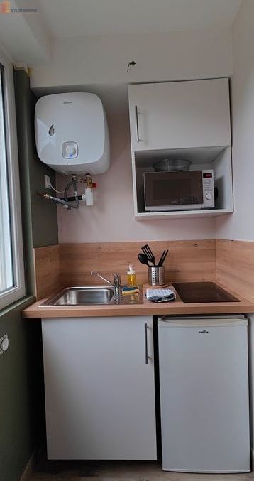 Studio meublé 11m² Rennes 35700 - Rénové, internet inclus - Photo 12