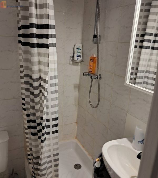 Studio meublé 13m² Tours 37200 - Meublé, DPE C - Photo 1
