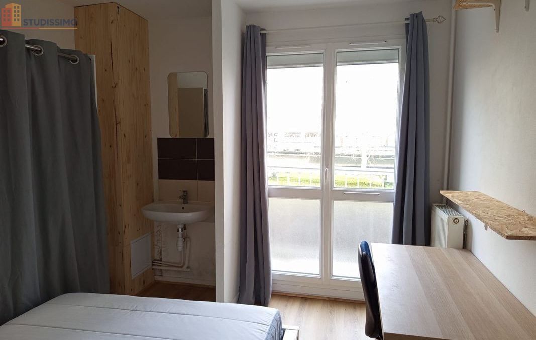 Studio meublé 15m² Rennes Villejean - Meublé, proche transports - Photo 2