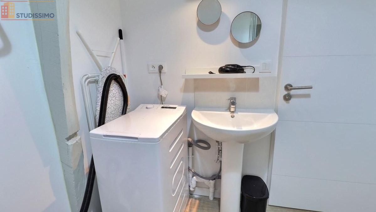 Studio meublé 19m² Tours centre - Meublé, 2e étage - Photo 2