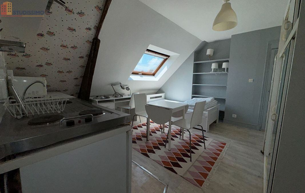 Studio meublé 18m² Tours centre - Lumineux, calme - Photo 1