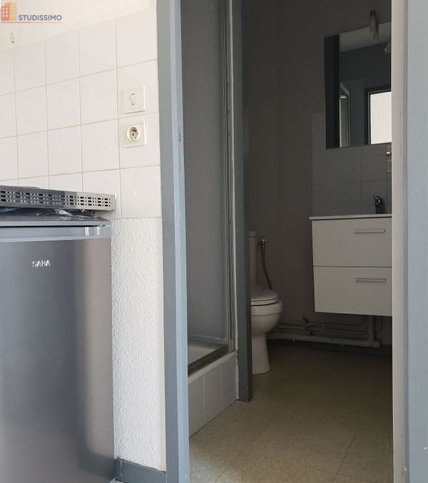 Studio 16m² Chambray-lès-Tours - Place de parking privative - Photo 1