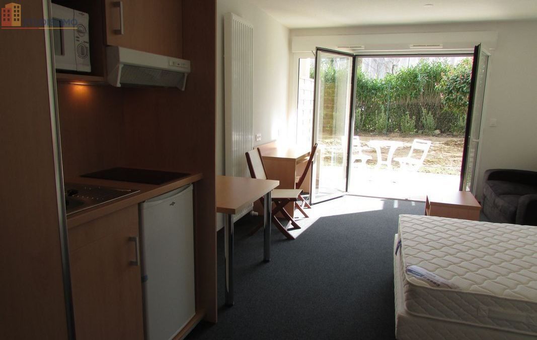 Studio meublé 27m² Tours centre-est - Balcon, lumineux - Photo 3