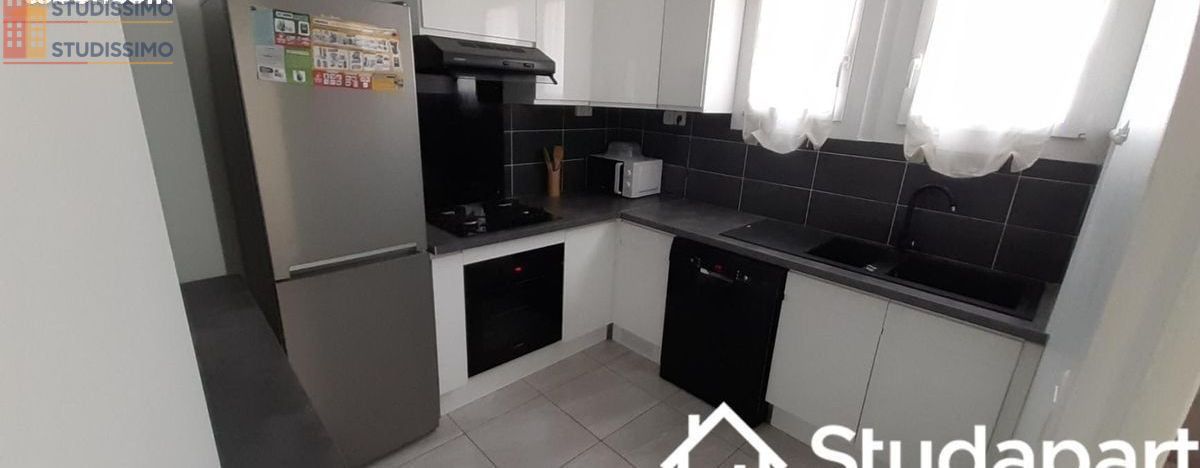 Studio meublé 10m² Tours centre - Calme, 3e étage - Photo 2