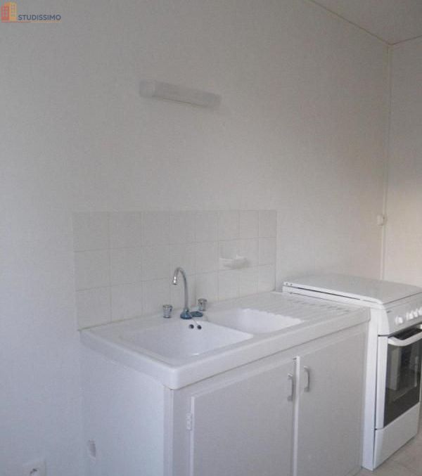 Studio 30m² Joué-lès-Tours - Etage 1, DPE E - Photo 2