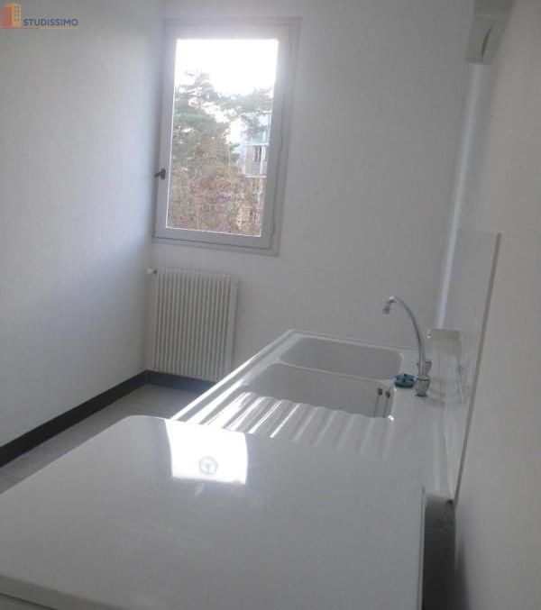 Studio 30m² Joué-lès-Tours - Etage 1, DPE E - Photo 3