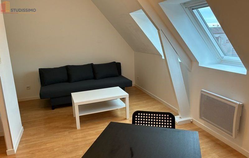 Studio meublé 19m² Tours centre - Dernier étage, lumineux - Photo 1