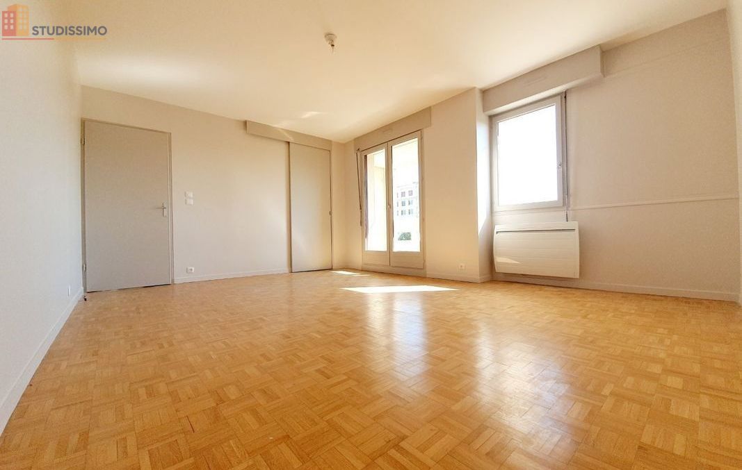 Studio 29m² Tours - Cuisine aménagée, balcon - Photo 9