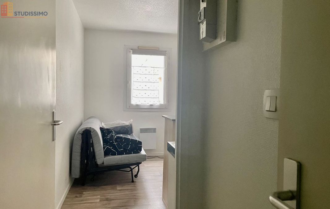Studio 13m² Tours 37200 - Meublé, 2e étage - Photo 1