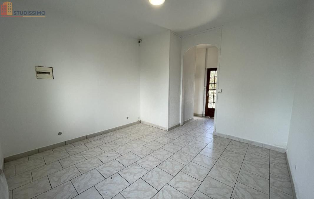 Studio 24m² Montbazon - 1er étage, lumineux - Photo 2