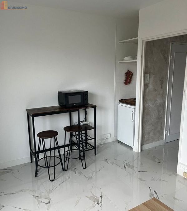 Studio 20m² Joué-lès-Tours - Meublé, 2e étage - Photo 8