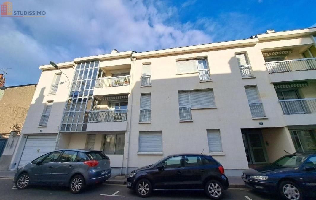 Studio 32m² Tours 37000 - Photo 11