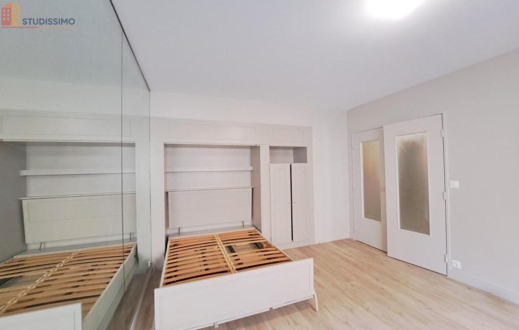 Studio 32m² Tours 37000 - Photo 5