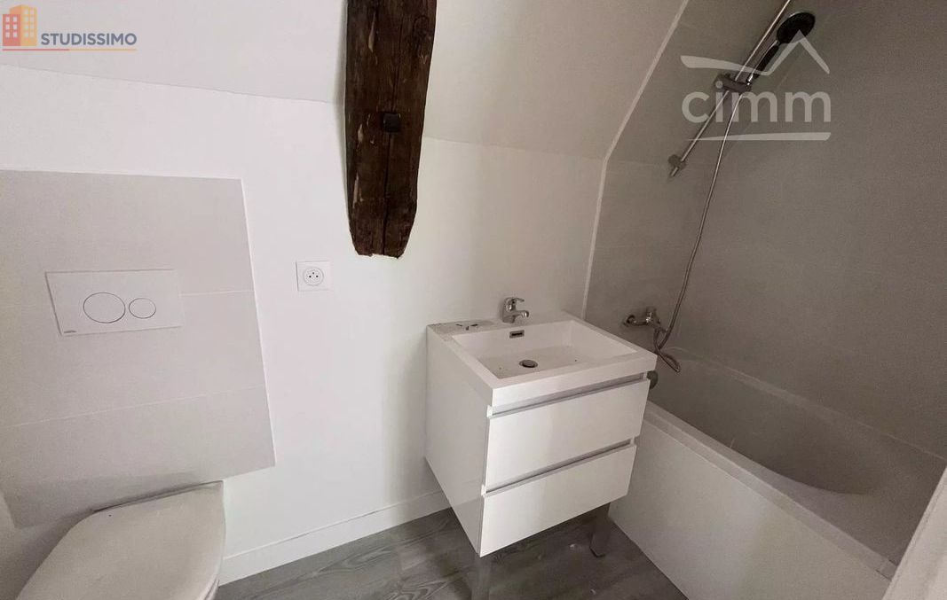 Studio 15m² Joué-lès-Tours - 2e étage, DPE D - Photo 0