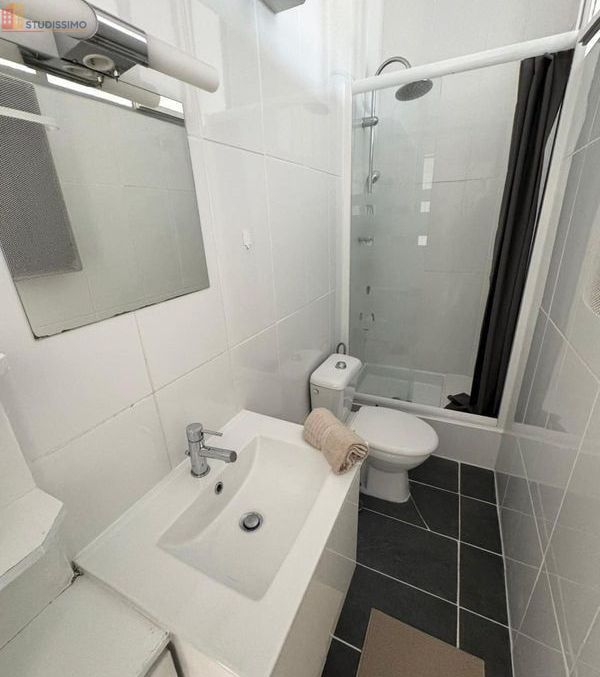 Studio meublé 38m² Tours centre - Calme, 2e étage - Photo 3