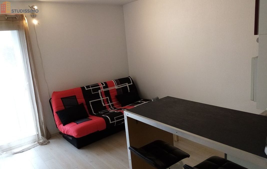 Studio meublé 20m² Tours 37000 - Meublé, place de parking sécurisée - Photo 1
