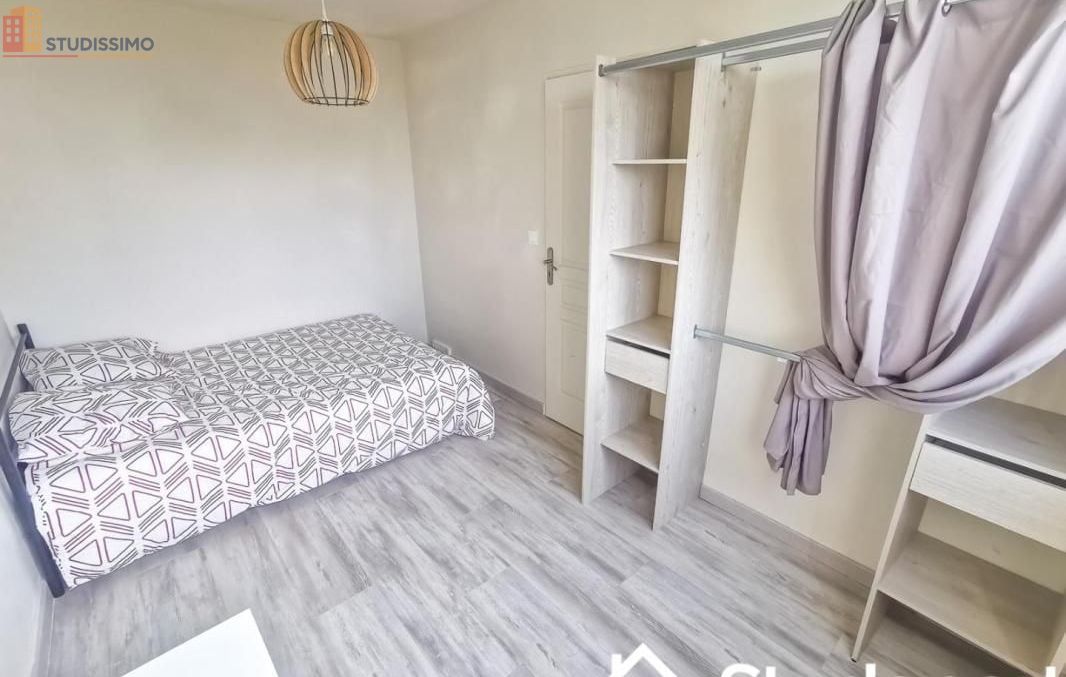 Studio meublé 11m² Tours 37000 - Meublé, en étage élevé - Photo 1