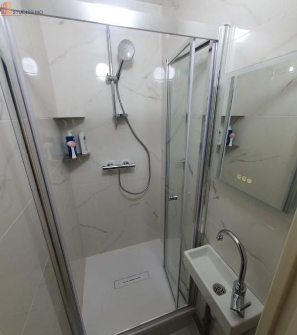 Studio meublé 10m² Tours 37000 - Calme, meublé - Photo 1