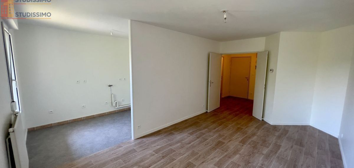 Studio 35m² Tours 37100 - Étage élevé, DPE C - Photo 3