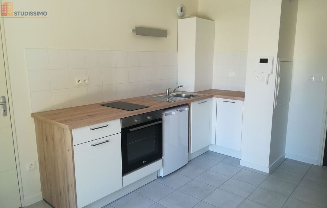 Studio 30m² Tours 37100 - Terrasse 11m², parking - Photo 4