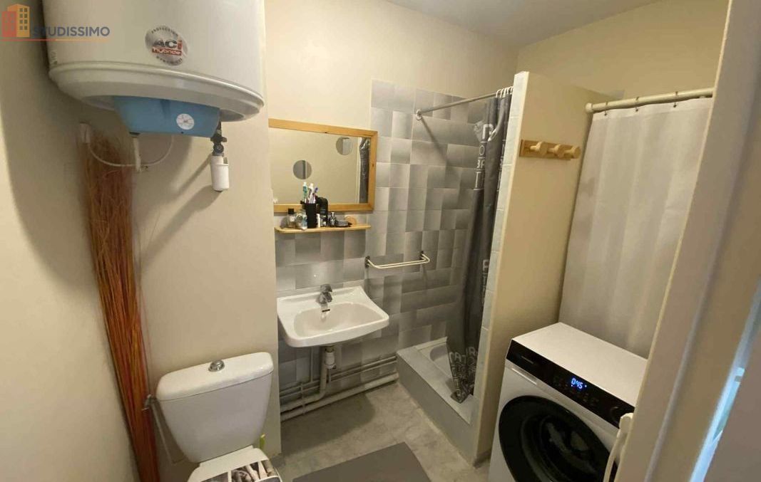 Studio meublé 20m² Chambray-lès-Tours - Meublé, 2e étage - Photo 1