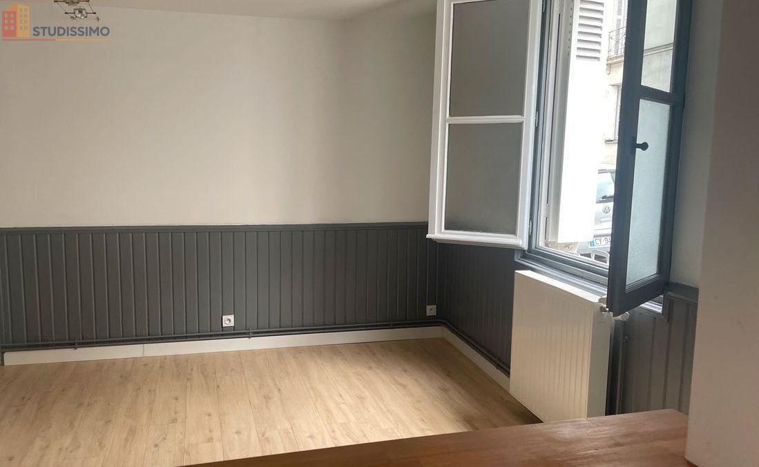 Studio 38m² Tours centre - Grand volume, pièce voûtée 10m² - Photo 16