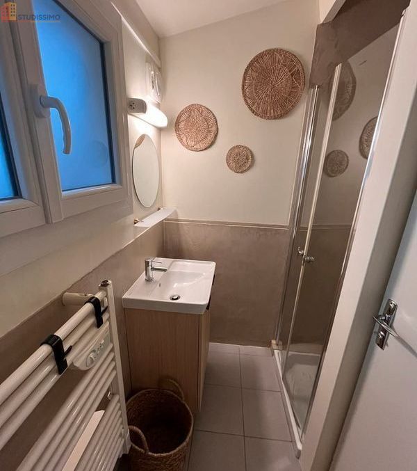 Studio meublé 19m² Tours centre - Calme, proche commodités - Photo 3