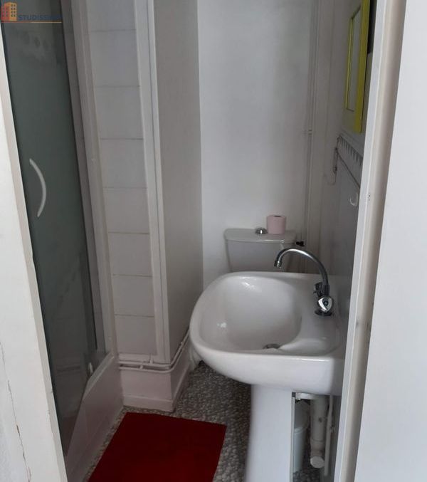 Studio meublé 15m² Tours centre - Calme, 3e étage - Photo 5