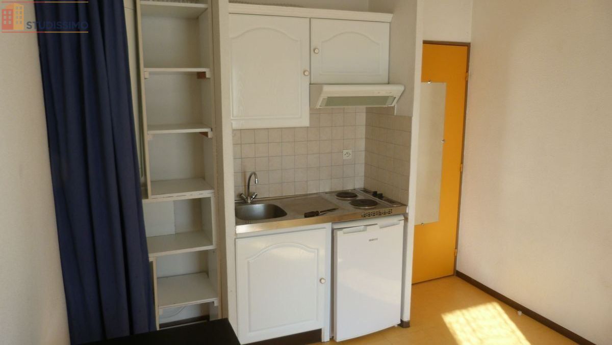 Studio meublé 19m² Tours 37200 - Meublé, 3e étage - Photo 8