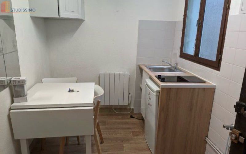 Studio meublé 10m² Tours centre - Calme, mezzanine - Photo 17