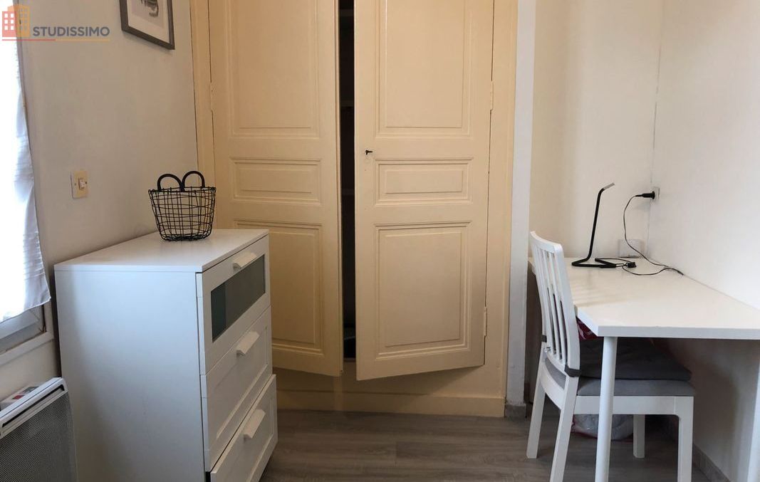 Studio meublé 16m² La Riche - Proche Place Saint-Anne - Photo 4