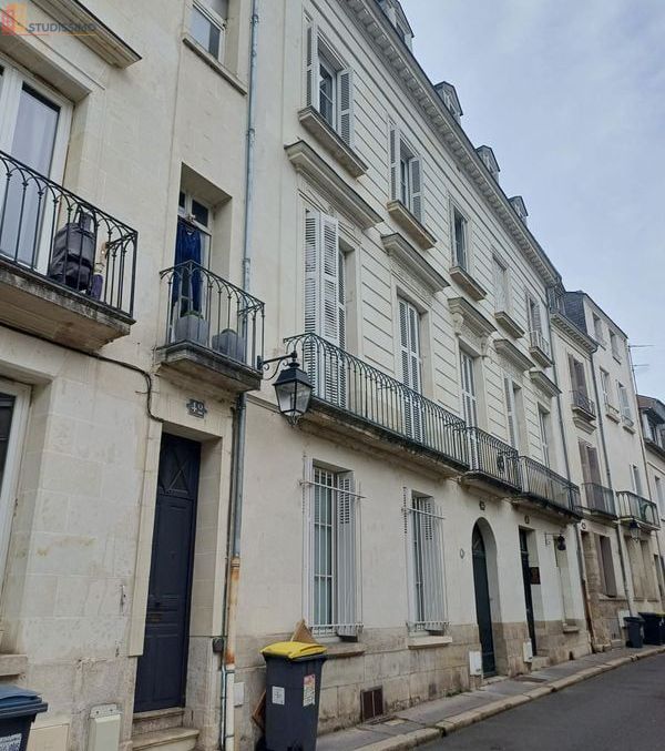 Studio meublé 36m² Tours centre - Calme, lumineux - Photo 2