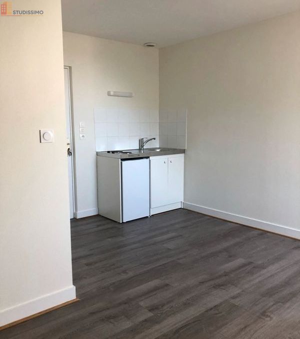 Studio 25m² Ligueil - Meublé, centre-ville - Photo 1