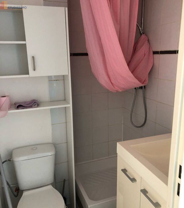 Studio meublé 13m² Tours 37200 - Calme, 3e étage - Photo 1