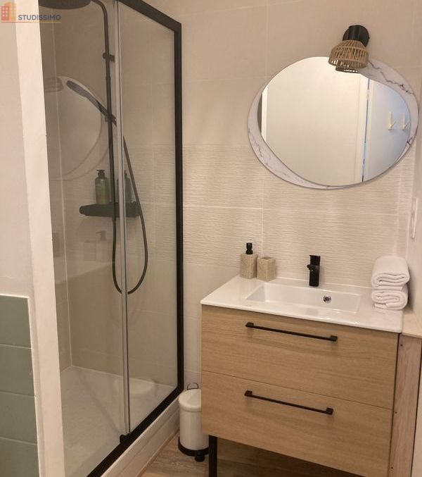 Studio 16m² Azay-le-Rideau - Meublé, refait à neuf - Photo 4