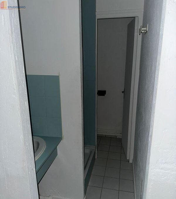 Studio 26m² Tours centre - Poutres apparentes, rez-de-chaussée - Photo 9