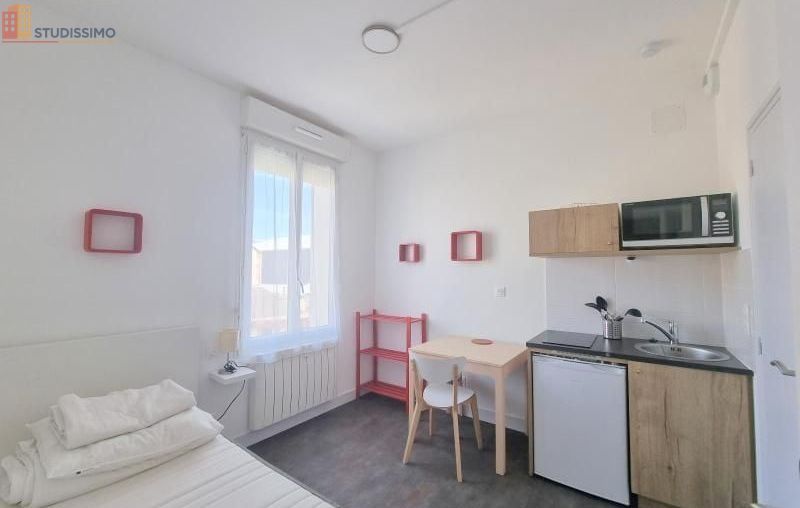 Studio meublé 11m² Tours centre - Meublé, calme - Photo 2